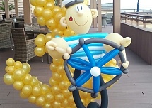 Надписи и фигуры из шаров